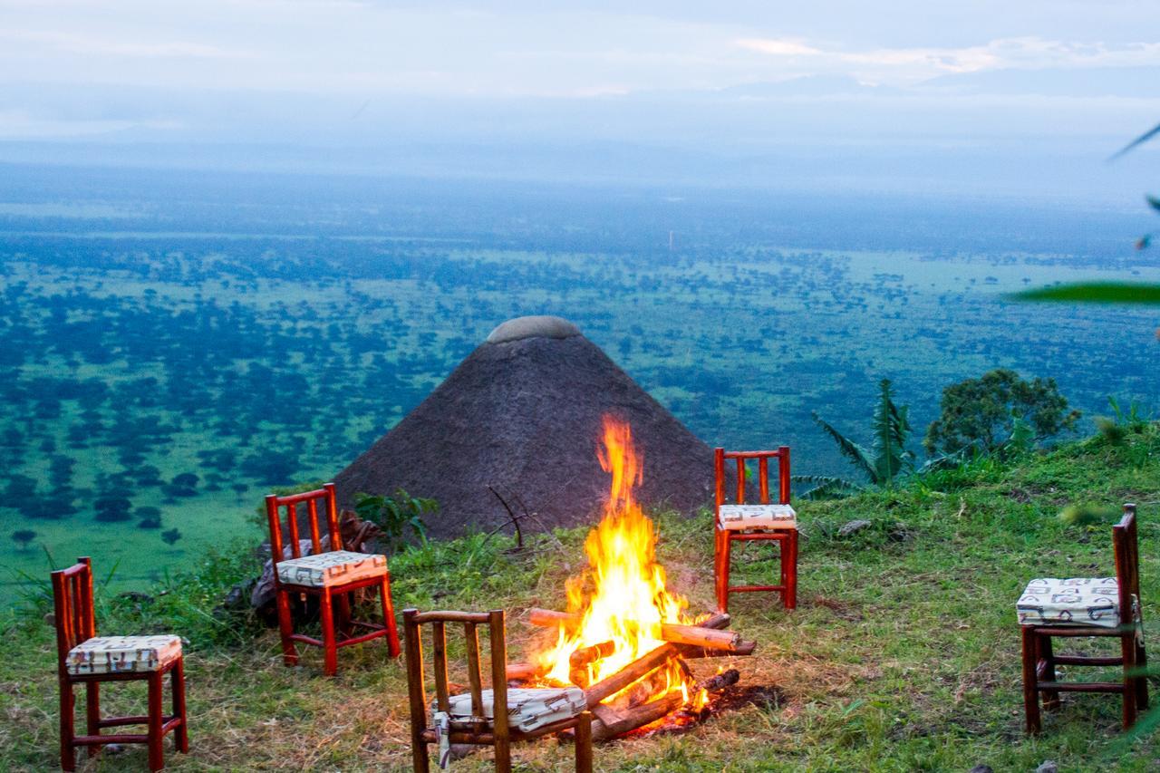 Queen Elizabeth Pvt Lodge Kichwamba エクステリア 写真