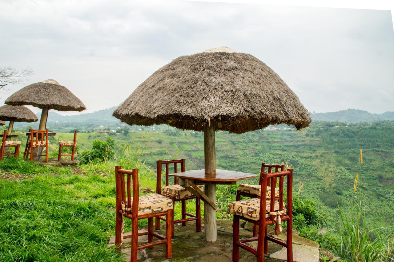 Queen Elizabeth Pvt Lodge Kichwamba エクステリア 写真